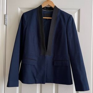 Banana Republic Navy Blue Tuxedo Blazer (size 6)